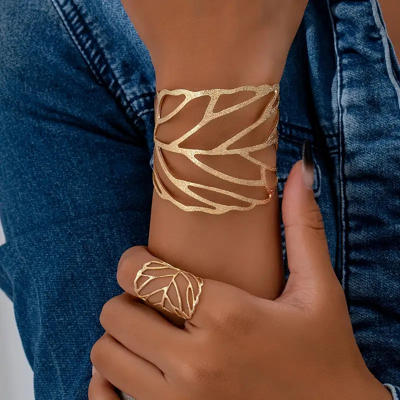 Bracciale a Polsino Vintage con Motivo Foglia