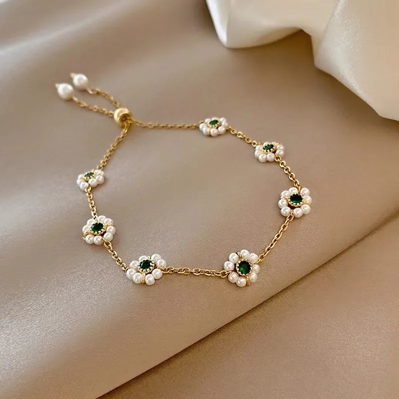Bracciale Elegante Margherita con Cristalli Verdi